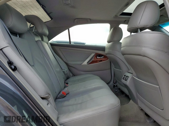 2009 Toyota Camry LE z VIN 4T1BK46K09U093428, wystawiony jako Copart lot #58487025 z przebiegiem 114 684 mil mil oraz Szkoda całkowita • Salvage title. Historia ofert i sprzedaży dostępna na DreamBid. Obrazek 10.