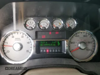 2008 Ford F-450 XL with VIN 1FTXW43R28EB55226, listed as a Copart auction lot 81526854 with 180,910 mi miles and Clean Title. Bid and sale history available at carsss.com. Image 9.