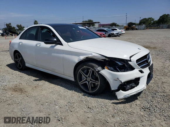 2017 Mercedes-Benz C 300 with VIN 55SWF4KB6HU220298, listed as a Copart auction lot 60870145 with 83,642 mi miles and Salvage title. Bid and sale history available at DreamBid. Image 4.