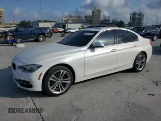 2017 BMW 3 Series 330i с VIN WBA8B9G38HNU55773, выставлен на аукционе Copart как лот 54547755 с пробегом Не указан миль и Списание • Salvage title. История ставок и продаж доступна на DreamBid. Изображение 1.