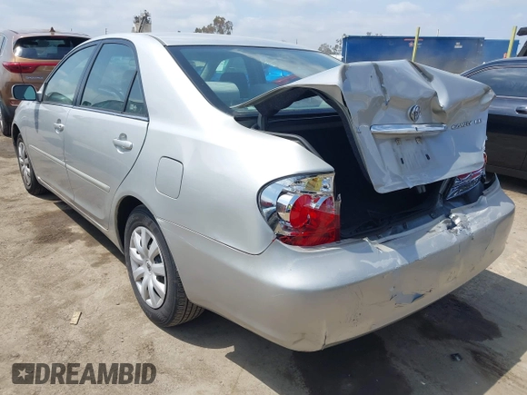 2006 Toyota Camry STD with VIN 4T1BE32K26U164258, listed as a IAAI auction lot 42120723 with 172,018 mi miles. Bid and sale history available at carsss.com. Image 3.