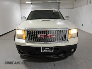 2011 GMC Sierra 1500 Denali z VIN 3GTP2XE21BG345323, wystawiony jako Copart lot #43329045 z przebiegiem 236 126 mil mil oraz Czysty tytuł • Clean title. Historia ofert i sprzedaży dostępna na DreamBid. Obrazek 5.