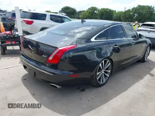 2015 Jaguar XJ с VIN SAJWA3HT3FMV86221, выставлен на аукционе IAAI как лот 42628203 с пробегом 125 951 миль миль и . История ставок и продаж доступна на DreamBid. Изображение 4.
