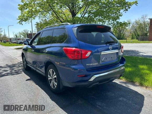 2017 Nissan Pathfinder SL with VIN 5N1DR2MM0HC640568, listed as a Copart auction lot 55538655 with 115,815 mi miles and Clean Title. Bid and sale history available at carsss.com. Image 3.