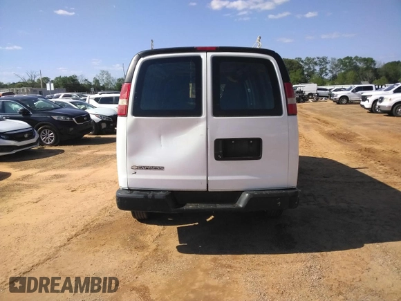 2017 Chevrolet Express Cargo Van with VIN 1GCWGBFG9H1138096, listed as a Copart auction lot 51268905 with 186,298 mi miles and Clean Title. Bid and sale history available at carsss.com. Image 6.