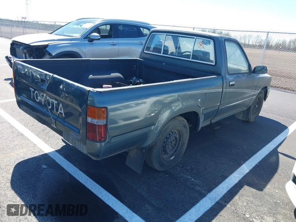 1992 Toyota Pickup DX with VIN JT4RN81P3N5138807, listed as a IAAI auction lot 41823804 with 136,154 mi miles and . Bid and sale history available at DreamBid. Image 4.