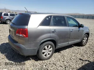 2012 Kia Sorento LX with VIN 5XYKT3A1XCG189649, listed as a Copart auction lot 52596945 with 190,088 mi miles and Clean Title. Bid and sale history available at carsss.com. Image 3.