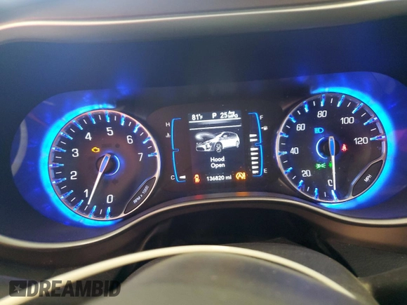 2018 Chrysler Pacifica Touring Plus with VIN 2C4RC1FG5JR122837, listed as a Copart auction lot 58764525 with 136,820 mi miles and Clean title. Bid and sale history available at DreamBid. Image 9.