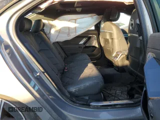 2023 BMW i7 xDrive60 z VIN WBY53EJ01PCM58257, wystawiony jako Copart lot #88787085 z przebiegiem Nie podano mil oraz Szkody całkowita. Historia ofert i sprzedaży dostępna na DreamBid. Obrazek 10.