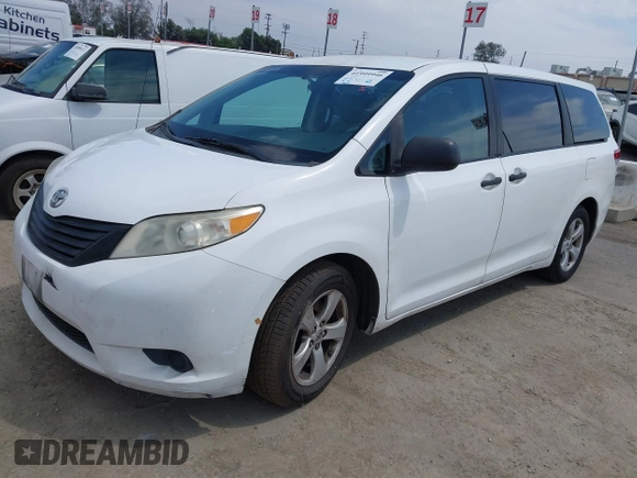 2011 Toyota Sienna with VIN 5TDZK3DCXBS011806, listed as a IAAI auction lot 41999946 with 219,907 mi miles. Bid and sale history available at carsss.com. Image 17.