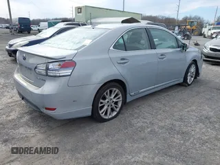 2010 Lexus HS 250h with VIN JTHBB1BA0A2000891, listed as a IAAI auction lot 41565585 with Not Provided miles and . Bid and sale history available at DreamBid. Image 4.