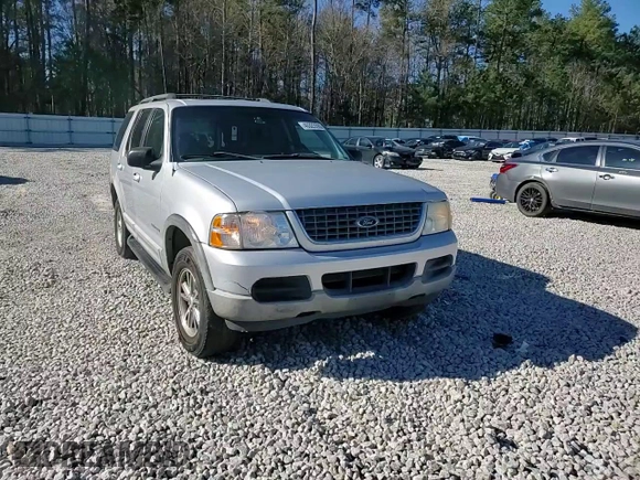 2002 Ford Explorer XLT with VIN 1FMDU73W82UB06413, listed as a Copart auction lot 46323395 with 316,258 mi miles and Salvage title. Bid and sale history available at DreamBid. Image 11.