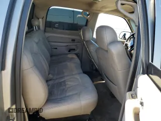 2002 Chevrolet Silverado 1500HD LT z VIN 1GCGK13U12F106955, wystawiony jako Copart lot #71199304 z przebiegiem Nie podano mil oraz Szkoda całkowita • Salvage title. Historia ofert i sprzedaży dostępna na DreamBid. Obrazek 10.