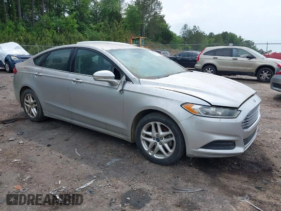 2014 Ford Fusion SE with VIN 1FA6P0H72E5404957, listed as a IAAI auction lot 42078932 with 262,429 mi miles. Bid and sale history available at carsss.com. Image 1.