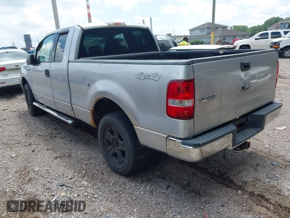 2004 Ford F-150 STX z VIN 1FTRX14W34NA93435, wystawiony jako IAAI lot #42736112 z przebiegiem Nie podano mil oraz . Historia ofert i sprzedaży dostępna na DreamBid. Obrazek 3.