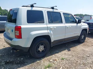 2015 Jeep Patriot Altitude with VIN 1C4NJPBA6FD285712, listed as a IAAI auction lot 42704627 with 169,043 mi miles and . Bid and sale history available at DreamBid. Image 4.