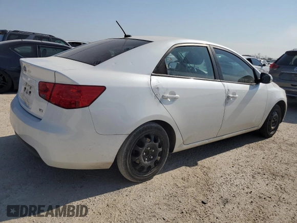 2013 Kia Forte EX with VIN KNAFU4A2XD5727870, listed as a Copart auction lot 68714814 with 119,984 mi miles and Salvage Title. Bid and sale history available at carsss.com. Image 3.