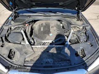 2019 BMW 5 Series 540i xDrive z VIN WBAJE7C57KWW20203, wystawiony jako Copart lot #45976065 z przebiegiem 60 735 mil mil oraz Nie do naprawy • Non repairable. Historia ofert i sprzedaży dostępna na DreamBid. Obrazek 11.