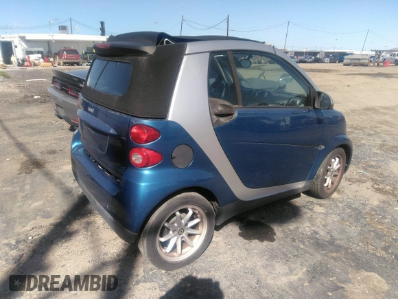 2009 Smart fortwo Passion with VIN WMEEK31XX9K284673, listed as a IAAI auction lot 36217688 with 80,726 mi miles and . Bid and sale history available at DreamBid. Image 4.
