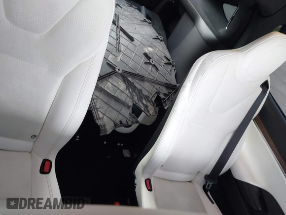 2022 Tesla Model X with VIN 7SAXCBE50NF359642, listed as a IAAI auction lot 41208766 with 37,749 mi miles. Bid and sale history available at carsss.com. Image 8.