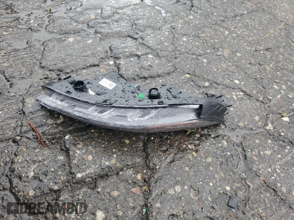 2024 Hyundai Venue SEL z VIN KMHRC8A36RU297850, wystawiony jako Copart lot #62451564 z przebiegiem 4 135 mil mil oraz Szkoda całkowita • Salvage title. Historia ofert i sprzedaży dostępna na DreamBid. Obrazek 13.
