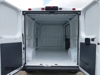 2019 Ram ProMaster Cargo with VIN 3C6TRVAG5KE505805, listed as a IAAI auction lot 42199708 with 110,826 mi miles and . Bid and sale history available at carsss.com. Image 17.