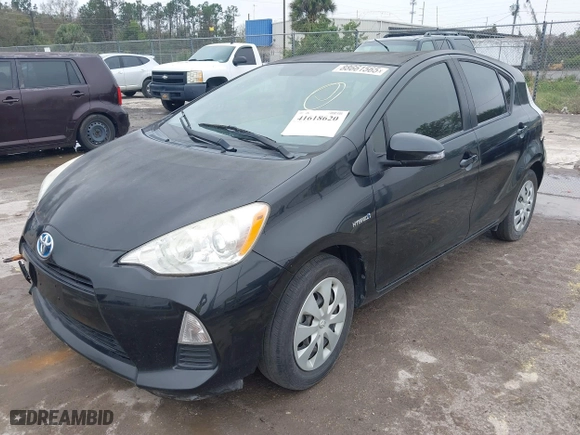2014 Toyota Prius c One with VIN JTDKDTB36E1569720, listed as a IAAI auction lot 41618620 with 1 mi miles. Bid and sale history available at carsss.com. Image 18.
