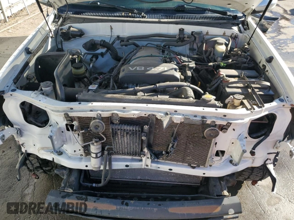 2000 Toyota Tundra SR5 with VIN 5TBBT4415YS050193, listed as a Copart auction lot 53702725 with 136,081 mi miles and Salvage Title. Bid and sale history available at DreamBid. Image 11.