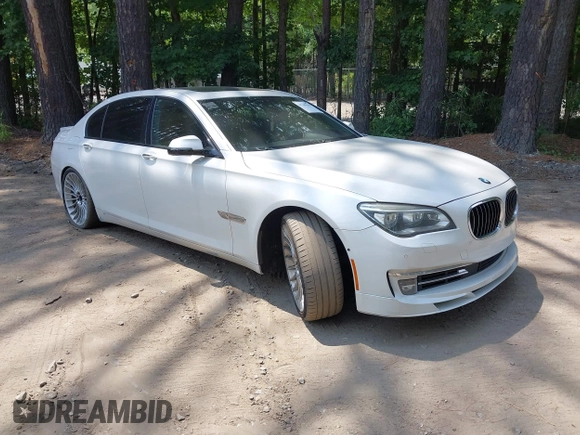 2013 BMW 7 Series 750Li with VIN WBAYE8C55DDS16013, listed as a IAAI auction lot 42709519 with 123,405 mi miles and . Bid and sale history available at DreamBid. Image 1.