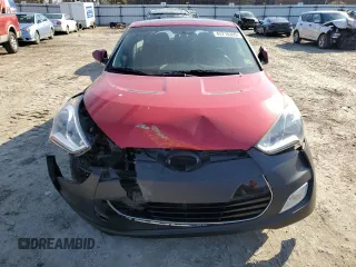 2014 Hyundai Veloster z VIN KMHTC6AD3EU217143, wystawiony jako Copart lot #43716395 z przebiegiem 137 865 mil mil oraz Szkoda całkowita • Salvage title. Historia ofert i sprzedaży dostępna na DreamBid. Obrazek 5.