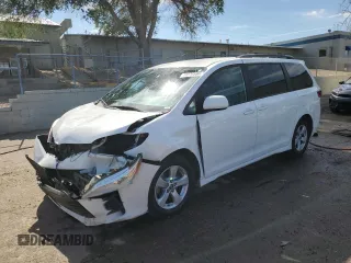 2020 Toyota Sienna LE Auto Access Seat with VIN 5TDKZ3DC8LS067046, listed as a Copart auction lot 68839594 with 48,422 mi miles and Salvage Title. Bid and sale history available at carsss.com. Image 1.
