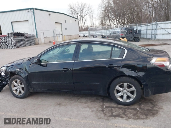 2008 Nissan Altima 2.5 SL with VIN 1N4AL21E78N559759, listed as a IAAI auction lot 41822280 with 175,100 mi miles. Bid and sale history available at carsss.com. Image 14.