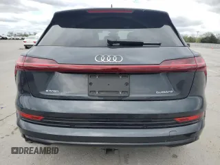 2021 Audi e-tron Prestige z VIN WA1VABGE0MB004327, wystawiony jako Copart lot #51814545 z przebiegiem 16 460 mil mil oraz Szkoda całkowita • Salvage title. Historia ofert i sprzedaży dostępna na DreamBid. Obrazek 6.