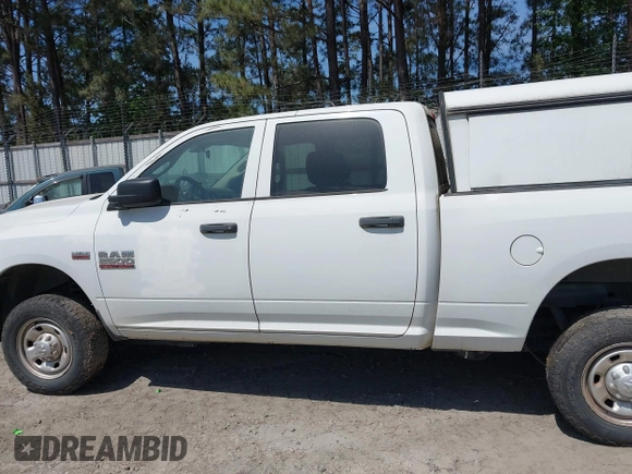 2015 Ram 2500 Tradesman with VIN 3C6TR5CT5FG705443, listed as a IAAI auction lot 42101678 with 224,166 mi miles and . Bid and sale history available at DreamBid. Image 14.