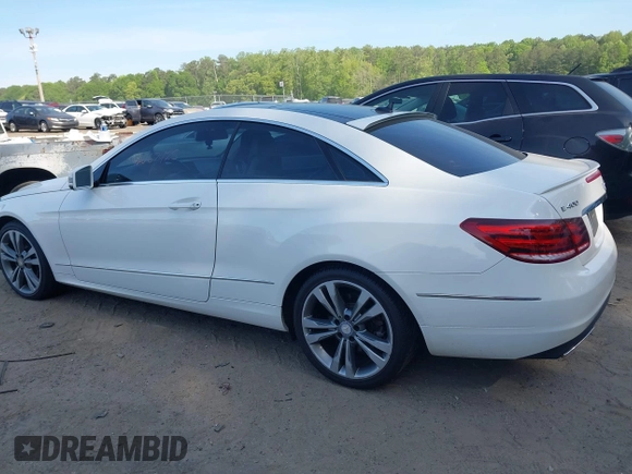 2015 Mercedes-Benz E-Class E 400 with VIN WDDKJ6FB5FF294900, listed as a IAAI auction lot 42067425 with 143,137 mi miles. Bid and sale history available at carsss.com. Image 14.
