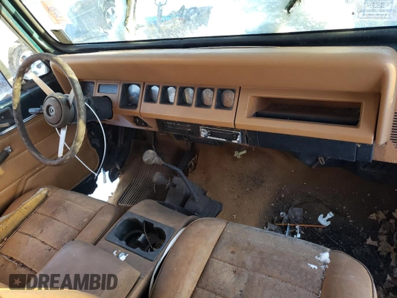1995 Jeep Wrangler S with VIN 1J4FY19P4SP203275, listed as a Copart auction lot 42015245 with 207,414 mi miles and Clean Title. Bid and sale history available at carsss.com. Image 8.