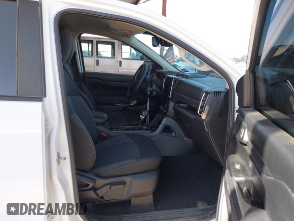 2024 Ford Ranger XLT with VIN 1FTER4GHXRLE52080, listed as a IAAI auction lot 41992449 with 4,083 mi miles and . Bid and sale history available at DreamBid. Image 5.
