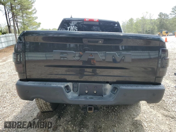 2015 Ram 1500 Rebel z VIN 1C6RR7YT3FS780133, wystawiony jako Copart lot #51484275 z przebiegiem 127 543 mil mil oraz Szkoda całkowita • Salvage title. Historia ofert i sprzedaży dostępna na DreamBid. Obrazek 6.