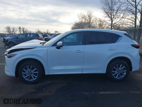 2025 Mazda CX-5 2.5 S Select Package with VIN JM3KFBBL6S0553546, listed as a IAAI auction lot 41485769 with 7,593 mi miles. Bid and sale history available at carsss.com. Image 14.