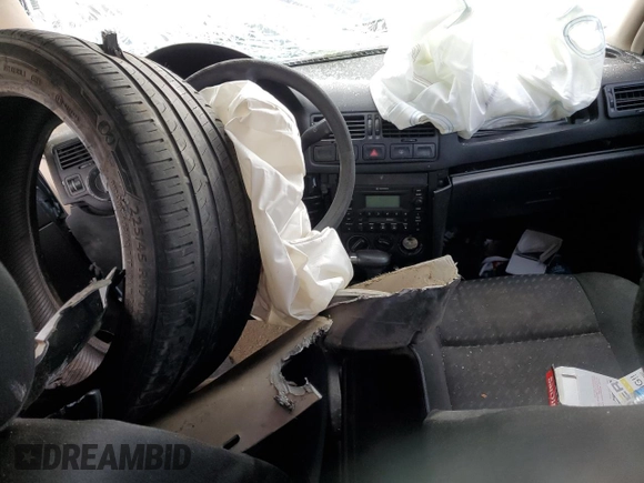 2002 Volkswagen Jetta GLS с VIN 3VWSP69M42M054590, выставлен на аукционе Copart как лот 67084414 с пробегом Не указан миль и На запчасти • Non repairable. История ставок и продаж доступна на DreamBid. Изображение 8.