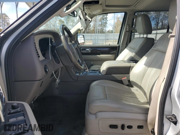 2017 Lincoln Navigator Select z VIN 5LMJJ2HT3HEL08377, wystawiony jako Copart lot #78958064 z przebiegiem 117 470 mil mil oraz Szkoda całkowita • Salvage title. Historia ofert i sprzedaży dostępna na DreamBid. Obrazek 7.