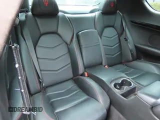 2013 Maserati GranTurismo Sport z VIN ZAM45VLAXD0072023, wystawiony jako Copart lot #59033745 z przebiegiem 86 009 mil mil oraz Szkoda całkowita • Salvage title. Historia ofert i sprzedaży dostępna na DreamBid. Obrazek 6.