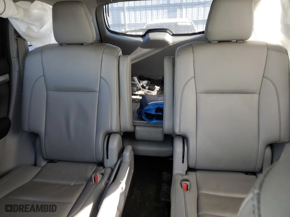 2019 Toyota Highlander SE with VIN 5TDJZRFH1KS563702, listed as a Copart auction lot 42927035 with 0 mi miles and Salvage Title. Bid and sale history available at carsss.com. Image 10.