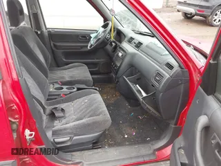 1999 Honda CR-V LX with VIN JHLRD184XXC084140, listed as a IAAI auction lot 41566574 with 206,522 mi miles. Bid and sale history available at carsss.com. Image 5.