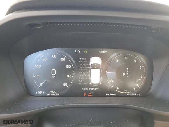 2020 Volvo XC40 Inscription with VIN YV4162UL4L2296469, listed as a Copart auction lot 76067144 with 48,077 mi miles and Salvage Title. Bid and sale history available at carsss.com. Image 9.
