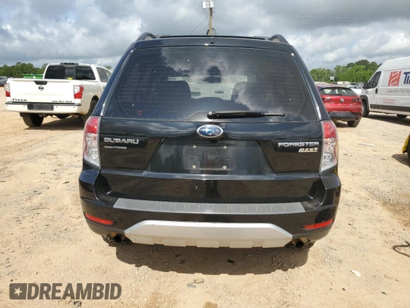 2011 Subaru Forester X z VIN JF2SHABC2BH719903, wystawiony jako Copart lot #56408045 z przebiegiem 159 398 mil mil oraz Szkoda całkowita • Salvage title. Historia ofert i sprzedaży dostępna na DreamBid. Obrazek 6.