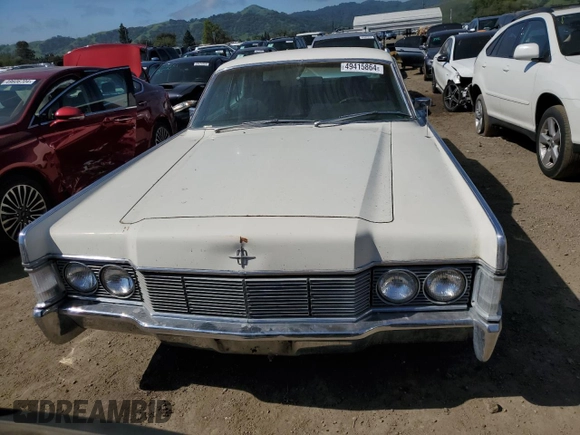 1968 Lincoln Continental with VIN 8Y82A846885, listed as a Copart auction lot 49415864 with 27,591 mi miles and Salvage Title. Bid and sale history available at DreamBid. Image 5.