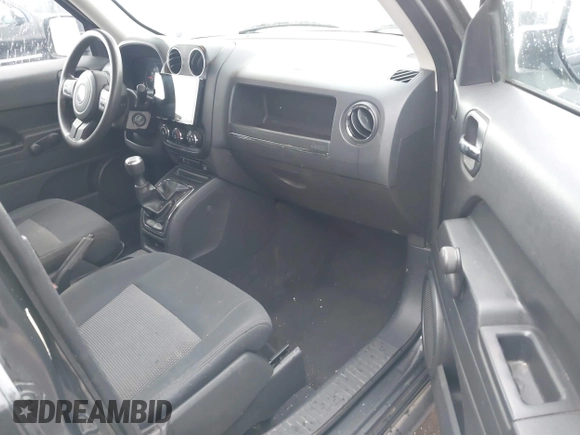 2011 Jeep Patriot Latitude with VIN 1J4NT1GA6BD114558, listed as a IAAI auction lot 41480698 with 199,006 mi miles and . Bid and sale history available at DreamBid. Image 5.