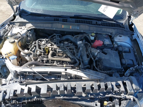 2019 Ford Fusion SE with VIN 3FA6P0HD9KR172372, listed as a IAAI auction lot 41705985 with 145,893 mi miles. Bid and sale history available at carsss.com. Image 10.
