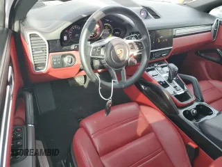 2023 Porsche Cayenne z VIN WP1BA2AY6PDA27193, wystawiony jako Copart lot #74930444 z przebiegiem 13 543 mil mil oraz Nie do naprawy • Non repairable. Historia ofert i sprzedaży dostępna na DreamBid. Obrazek 8.